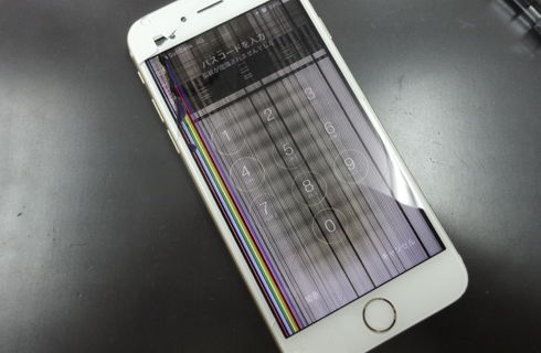 iPhone8Plus出張修理